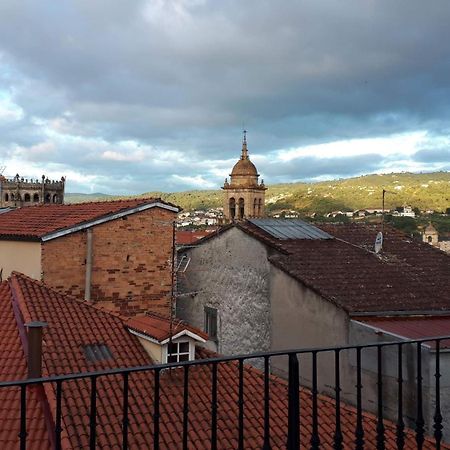 Apartamento Con Terraza En El Casco Historico Оренсе Экстерьер фото
